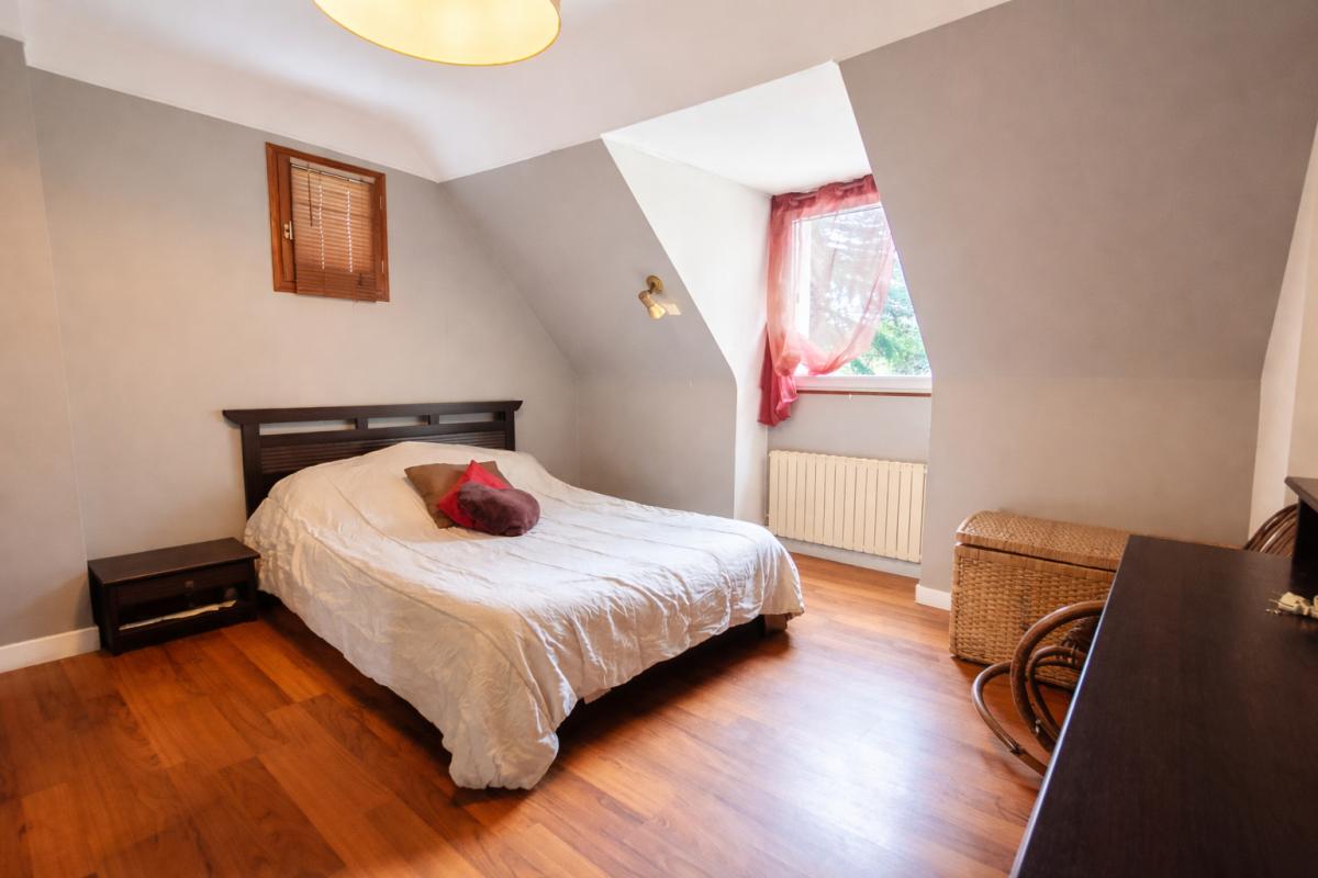 GRACES Maison familiale avec piscine - Grâces -  5-6 chambres 7