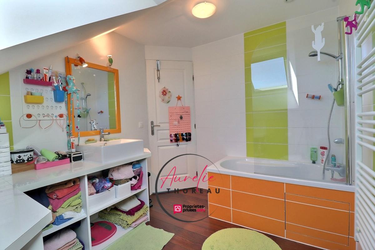 CHEVILLY Maison familiale, 4 chambres 13