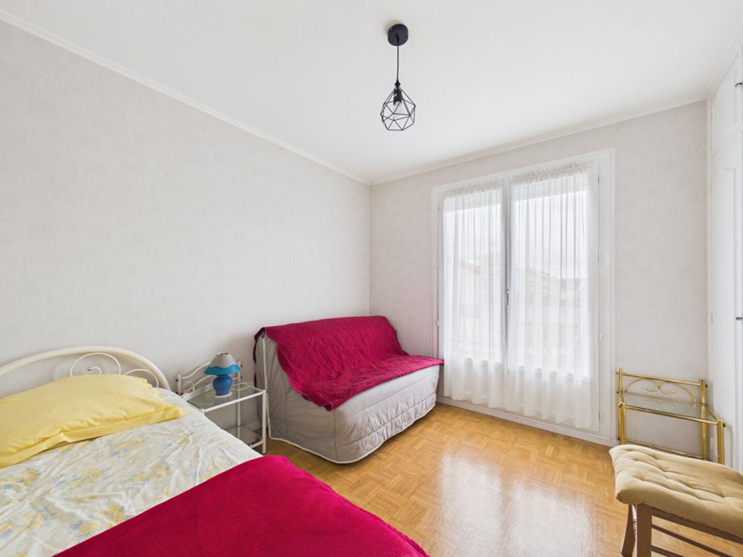 CHATELLERAULT Maison Chatellerault 4 pièce(s) 107 m2 11