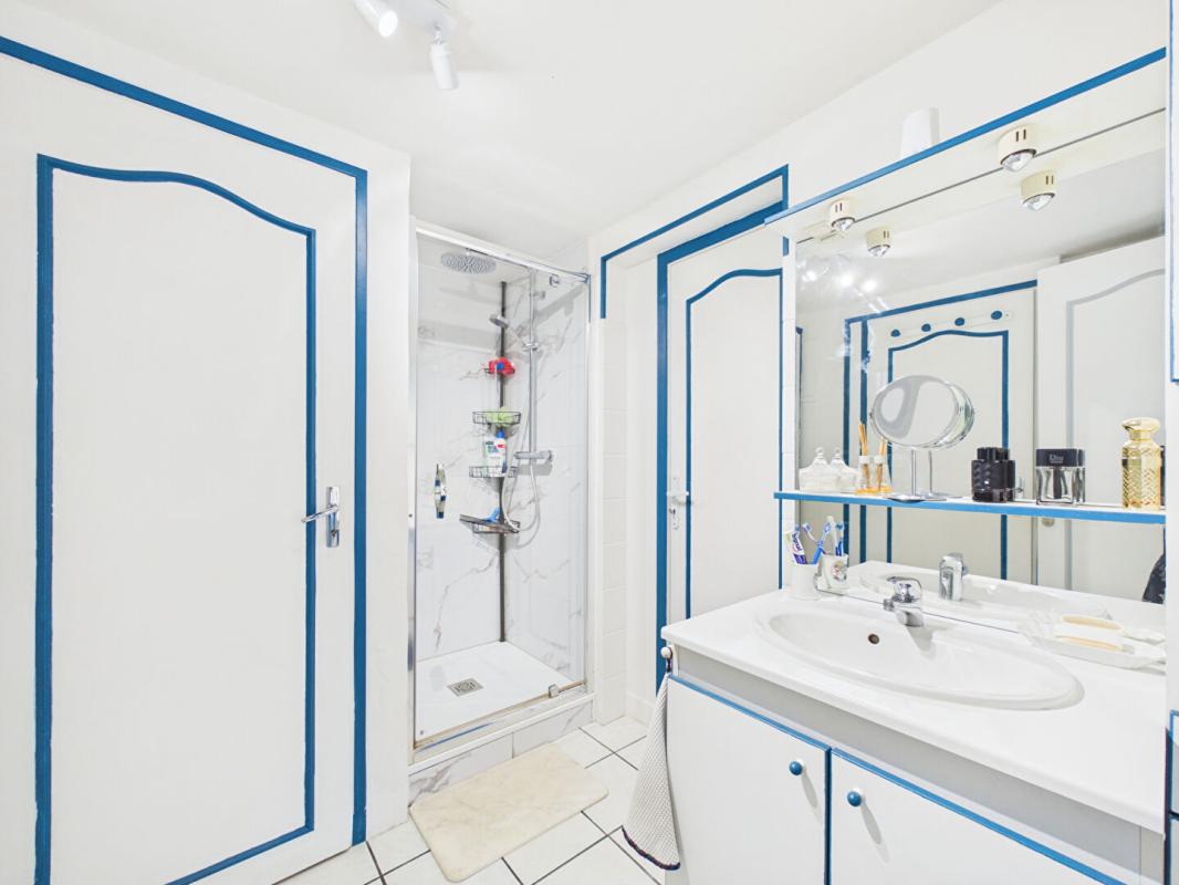 CHATELLERAULT Maison Chatellerault 4 pièce(s) 107 m2 12