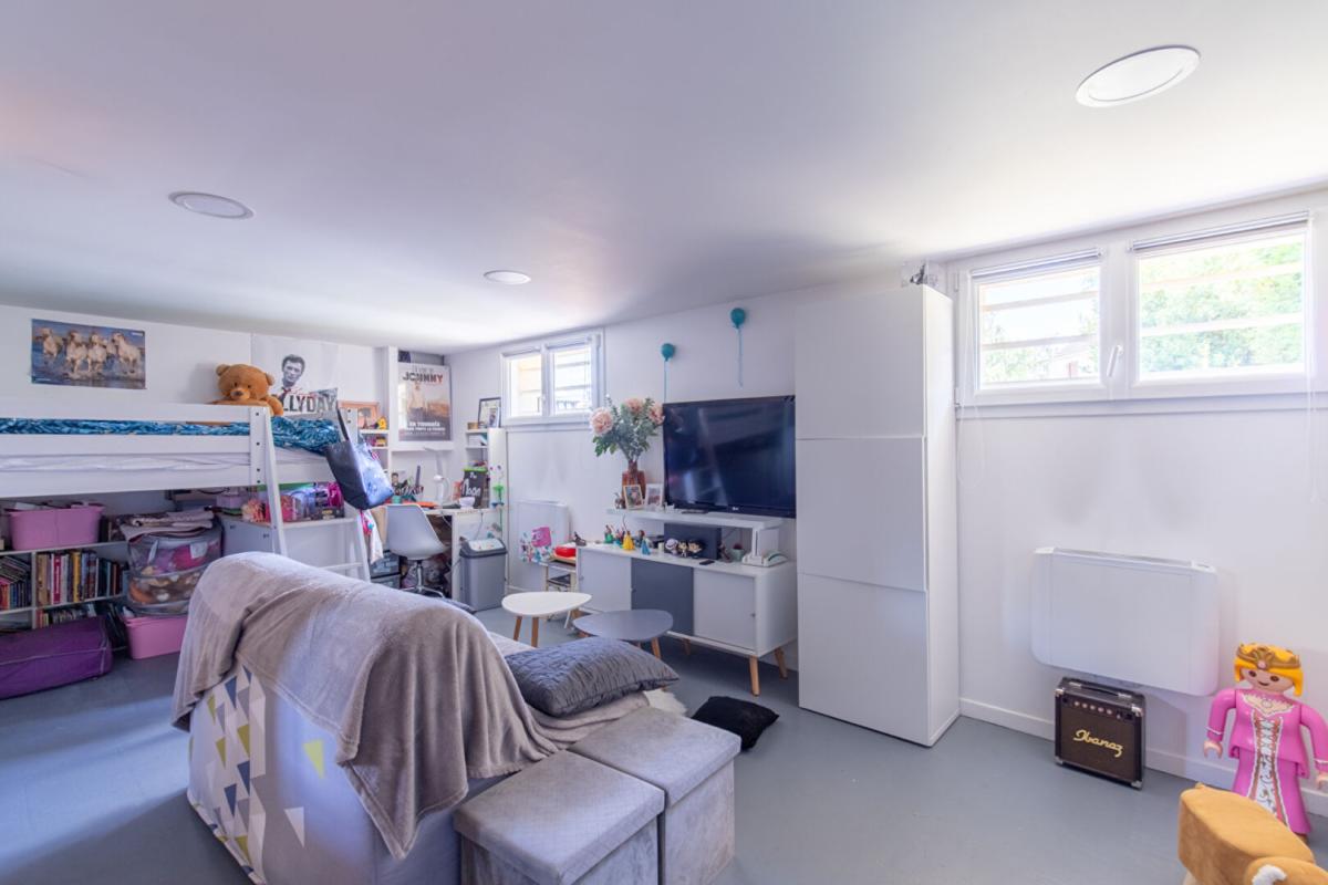 LES MUREAUX Exclusivité Propriétés-Privées - Maison familiale en milieu pavilloniare 9