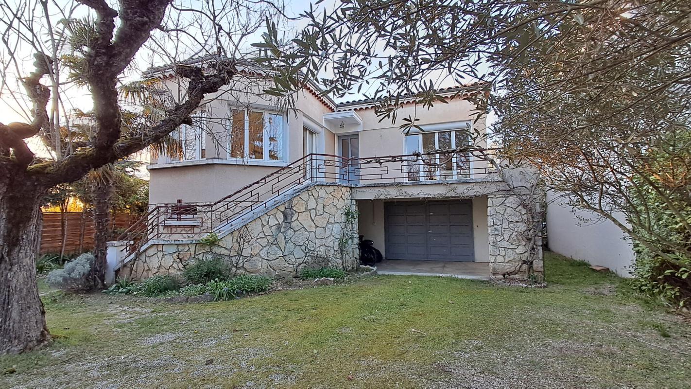 ROMANS-SUR-ISERE Grande Maison fort potentiel Multigenerationnel 15