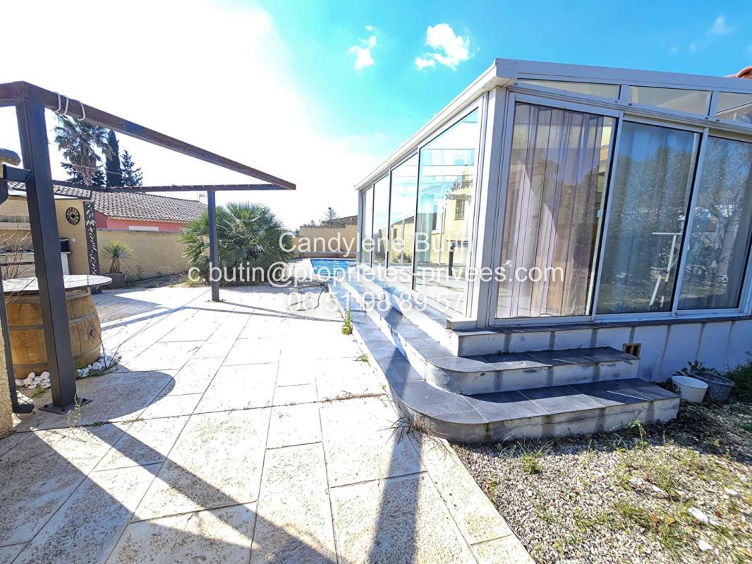 LESPIGNAN Villa  4 pièce(s) 107m2 Ave grand garage et piscine 17