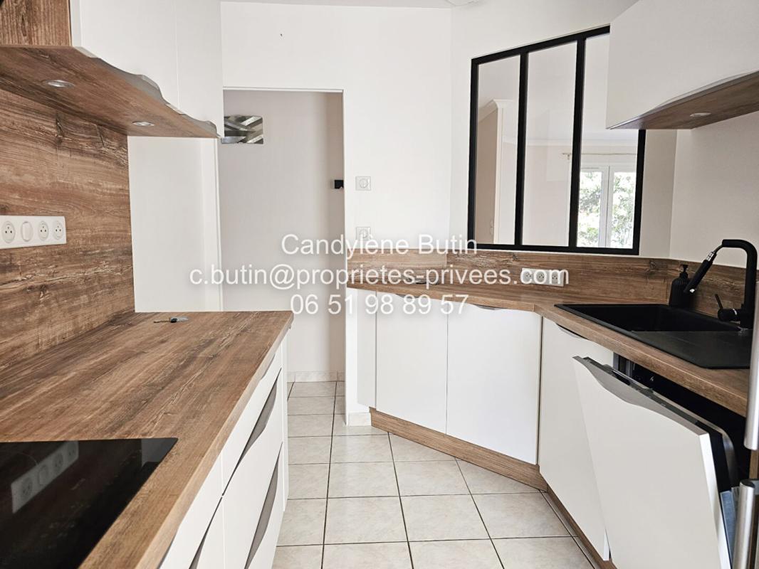 LESPIGNAN Villa  4 pièce(s) 107m2 Ave grand garage et piscine 5