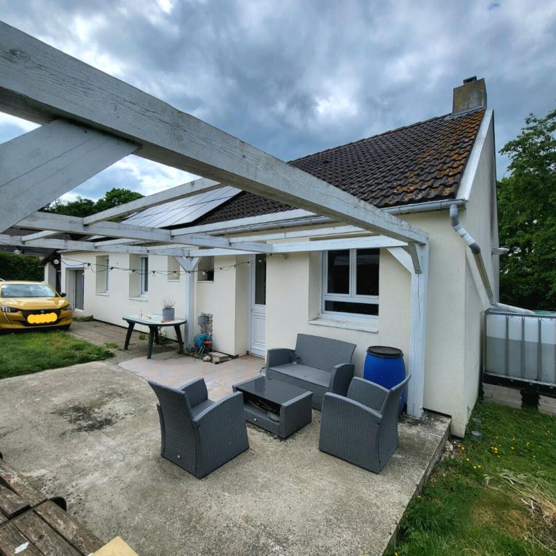 NONANCOURT Maison de plain-pied 5 pièces (110 m²), 27320 Nonancourt 3 chambres, garage, abris en bois, terrain clos de 1035 m². Prix HAI : 187 200 2