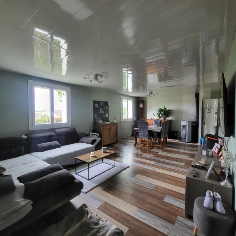 NONANCOURT Maison de plain-pied 5 pièces (110 m²), 27320 Nonancourt 3 chambres, garage, abris en bois, terrain clos de 1035 m². Prix HAI : 187 200 6