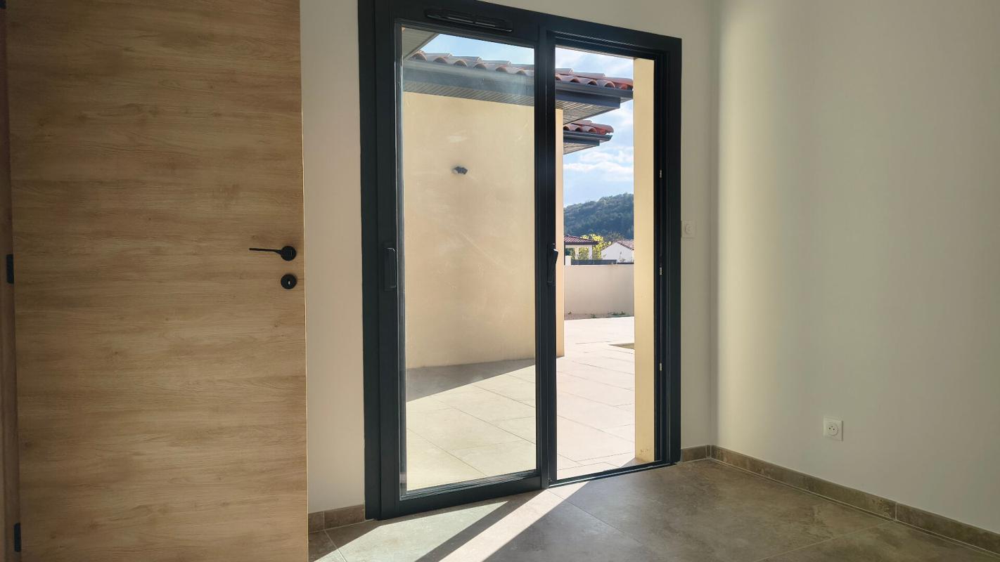 VALLON-PONT-D'ARC VILLA neuve 3 CH  avec piscine,Vallon Pont D Arc 4 pièce(s) 106.78 m2 trés belle prestation proche centre ville 16