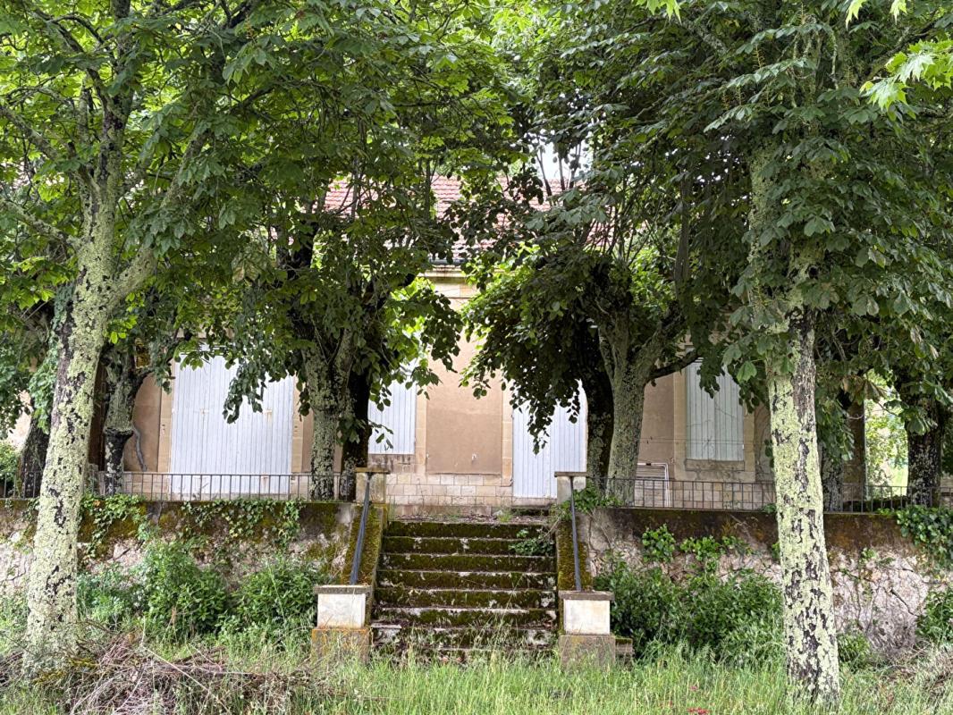 LANGON DOMAINE D'EXCEPTION SUR LES COTEAUX : UN FORT POTENTIEL ENTRE CIEL ET VIGNES 1