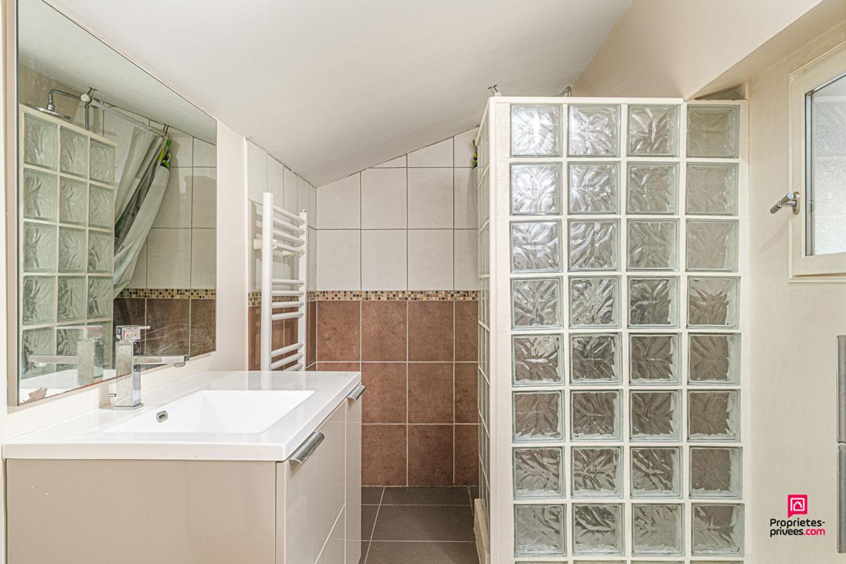 MARSEILLE-11E-ARRONDISSEMENT Maison  5 pièce(s) 124 m2 avec piscine 17