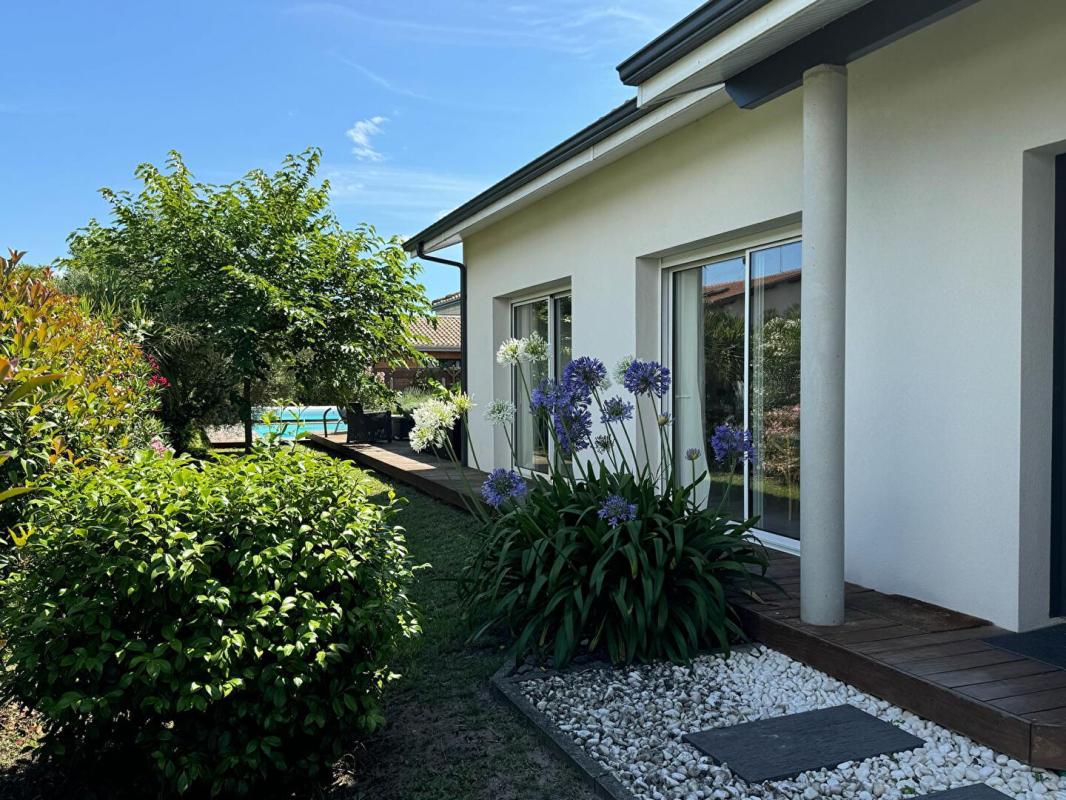 ARES Maison Ares 4 pièce(s) 112 m2 + cellier - garage et piscine 6