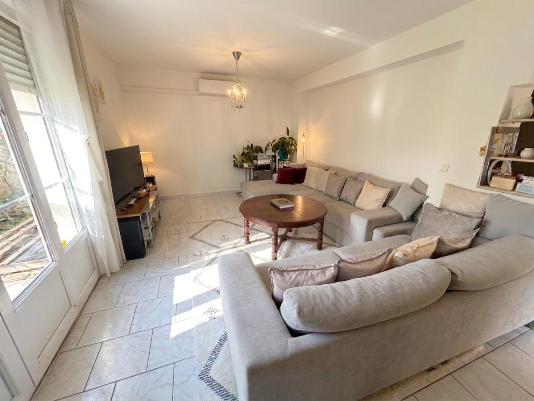 CAHORS Maison mitoyenne 3  chambres avec jardin et parking 4