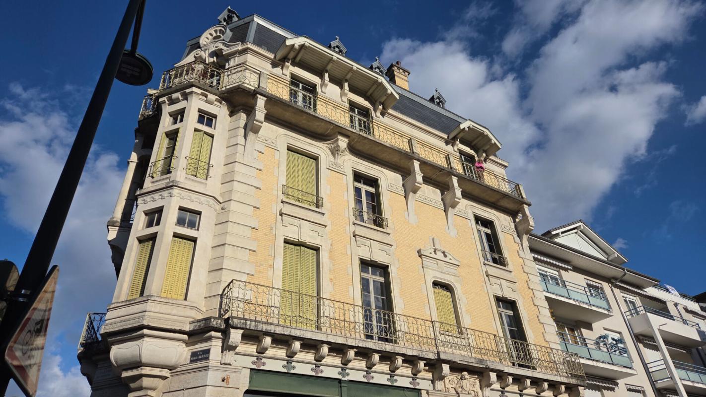 AIX-LES-BAINS Rare Aix les Bains Appartement 5 pièce(s) 16