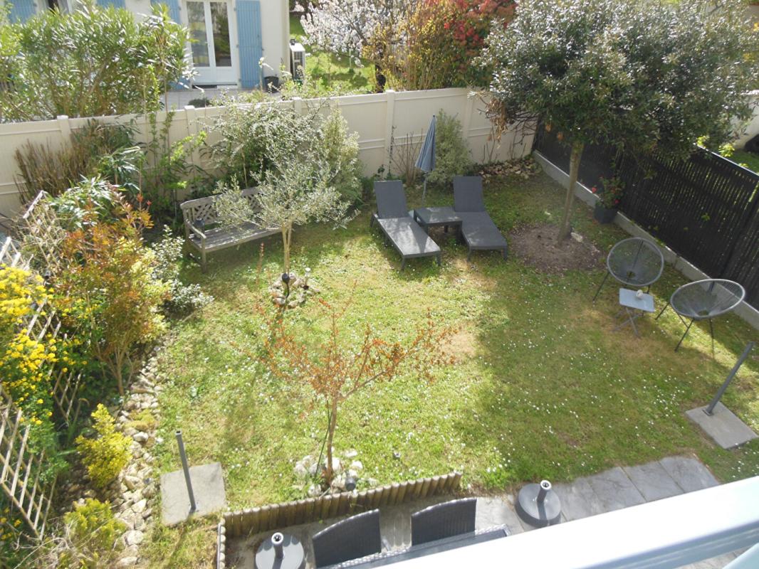 SAINT-GEORGES-DE-DIDONNE Maison 3 chambres avec jardin, garage et parking 15