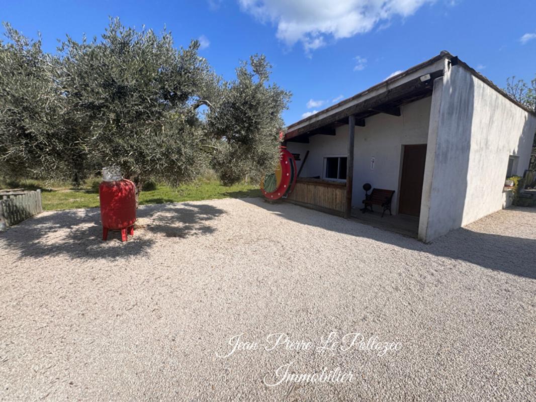 ARLES Maison de charme en campagne au Calme absolu 7