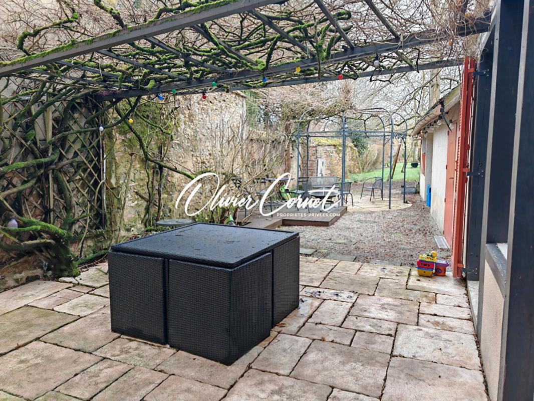 NOGENT-LE-ROTROU Maison Nogent Le Rotrou 6 pièces 209 m2 18