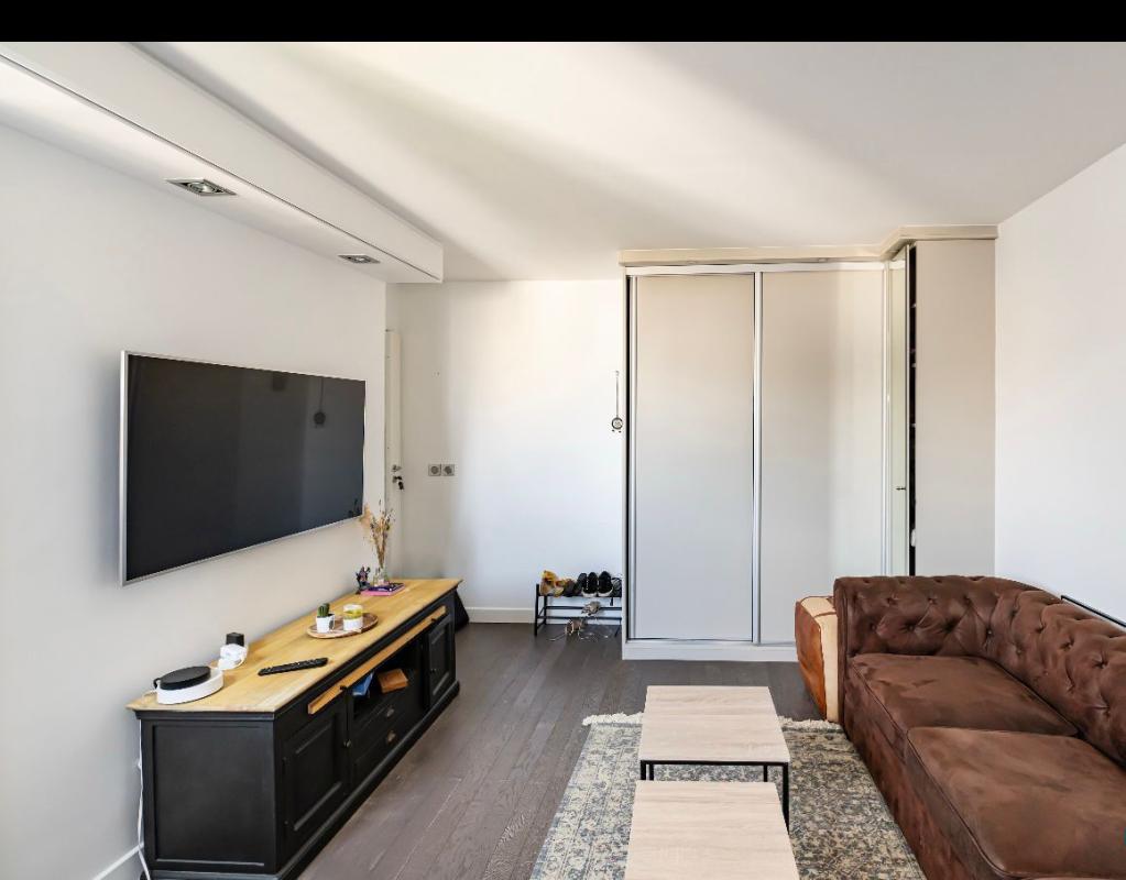 LEVALLOIS-PERRET Appartement 39 m2 au dernier étage 3
