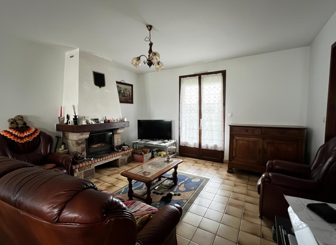 SAINT-GILDAS-DES-BOIS Maison Saint Gildas Des Bois 4 pièces 83 m2 3
