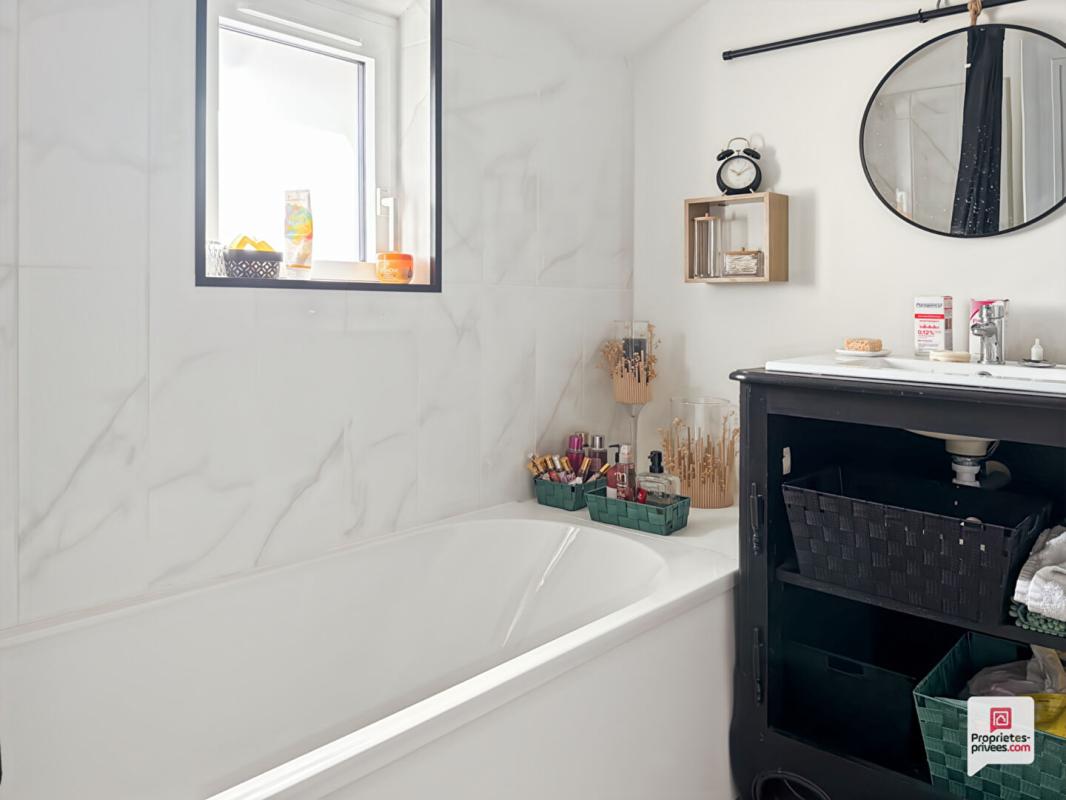 SABLE-SUR-SARTHE Maison Sable Sur Sarthe 7 pièce(s) 133 m2 12