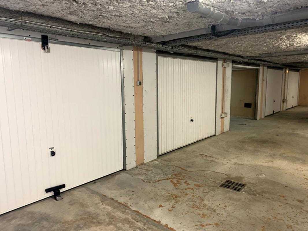 MARTIGUES Garage La Couronne Carro 3