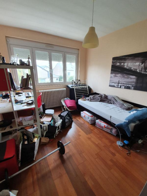 CHATEAUROUX Maison de ville 150 m2 4 chambres + garage + parking + jardin 16