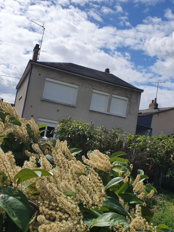 CHATEAUROUX Maison de ville 150 m2 4 chambres + garage + parking + jardin 4