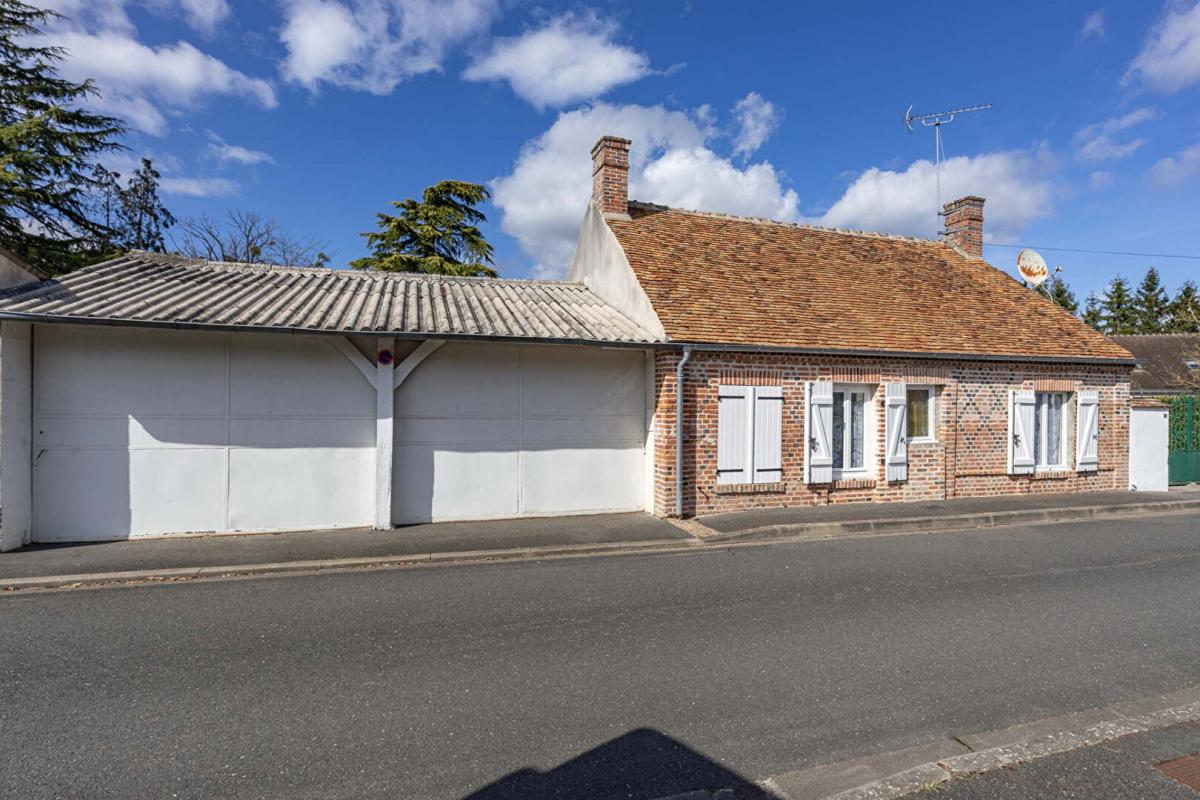 MILLANCAY Maison Millancay 2 pièces 48 m2 1