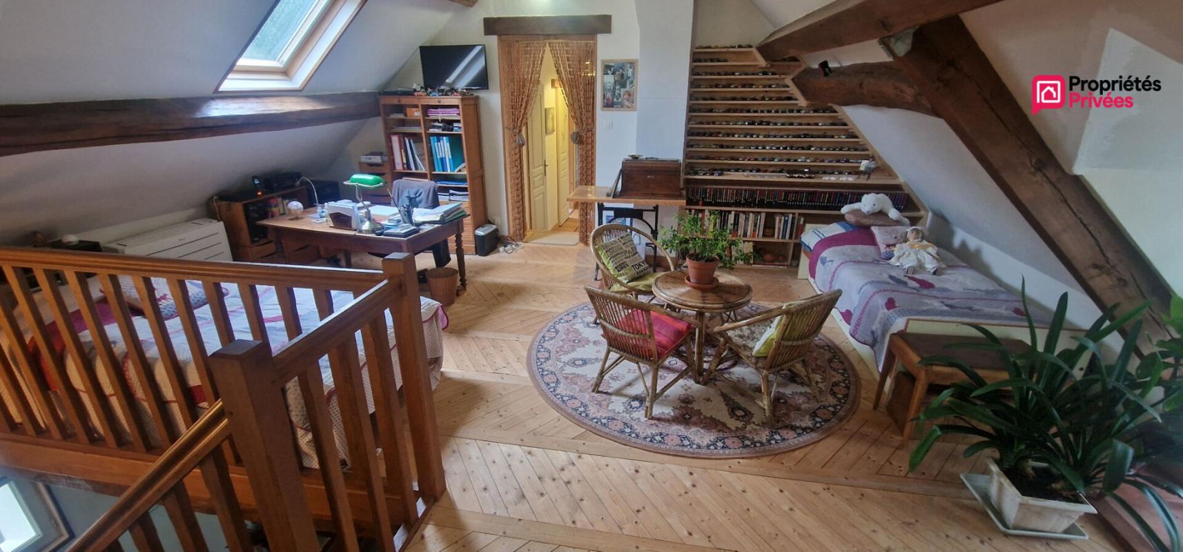 MEUSNES Longère de 155 m² - 6 pièces dont 3 chambres plus dépendances 9