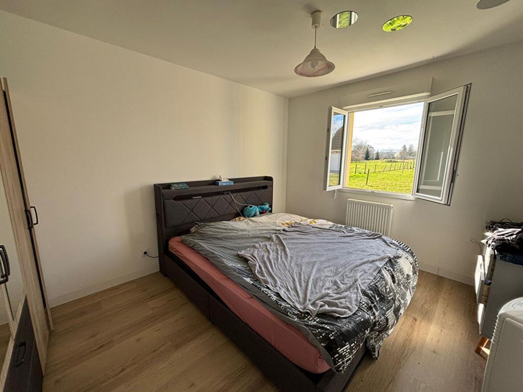 SICHAMPS Maison Sichamps 5 pièces 92.9 m2 - 3 chambres - louée - Investisseurs 6