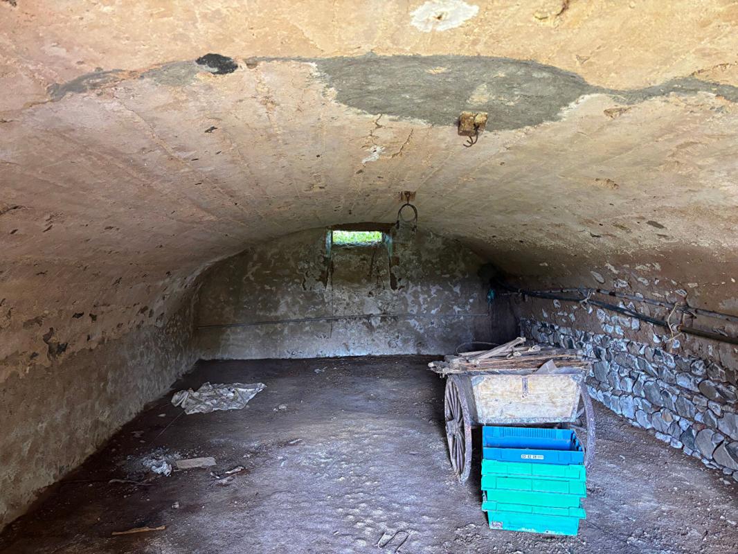 SAINT-LEGER-SOUS-LA-BUSSIERE Ancienne ferme à rénover avec vue dégagée 13