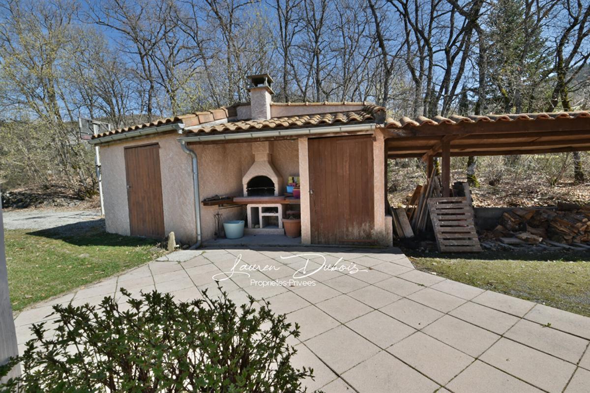 TALLARD Maison familiale de caractère sur terrain de 1 500m² 1