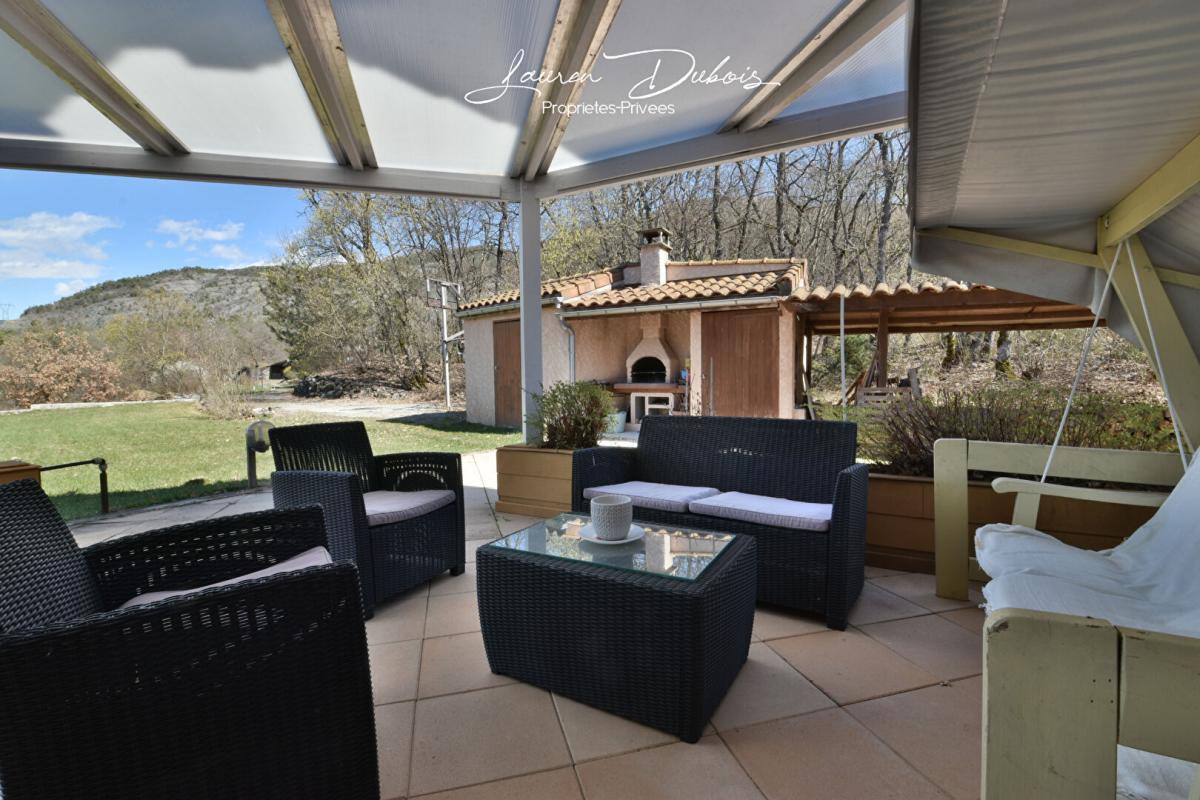 TALLARD Maison familiale de caractère sur terrain de 1 500m² 10