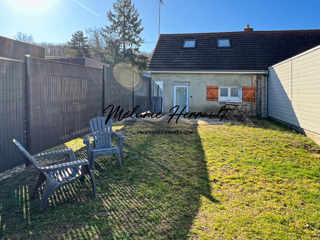 PARIGNE-L'EVEQUE Maison semi-mitoyenne T2 meublée - Parigné l'Evêque (72) 8