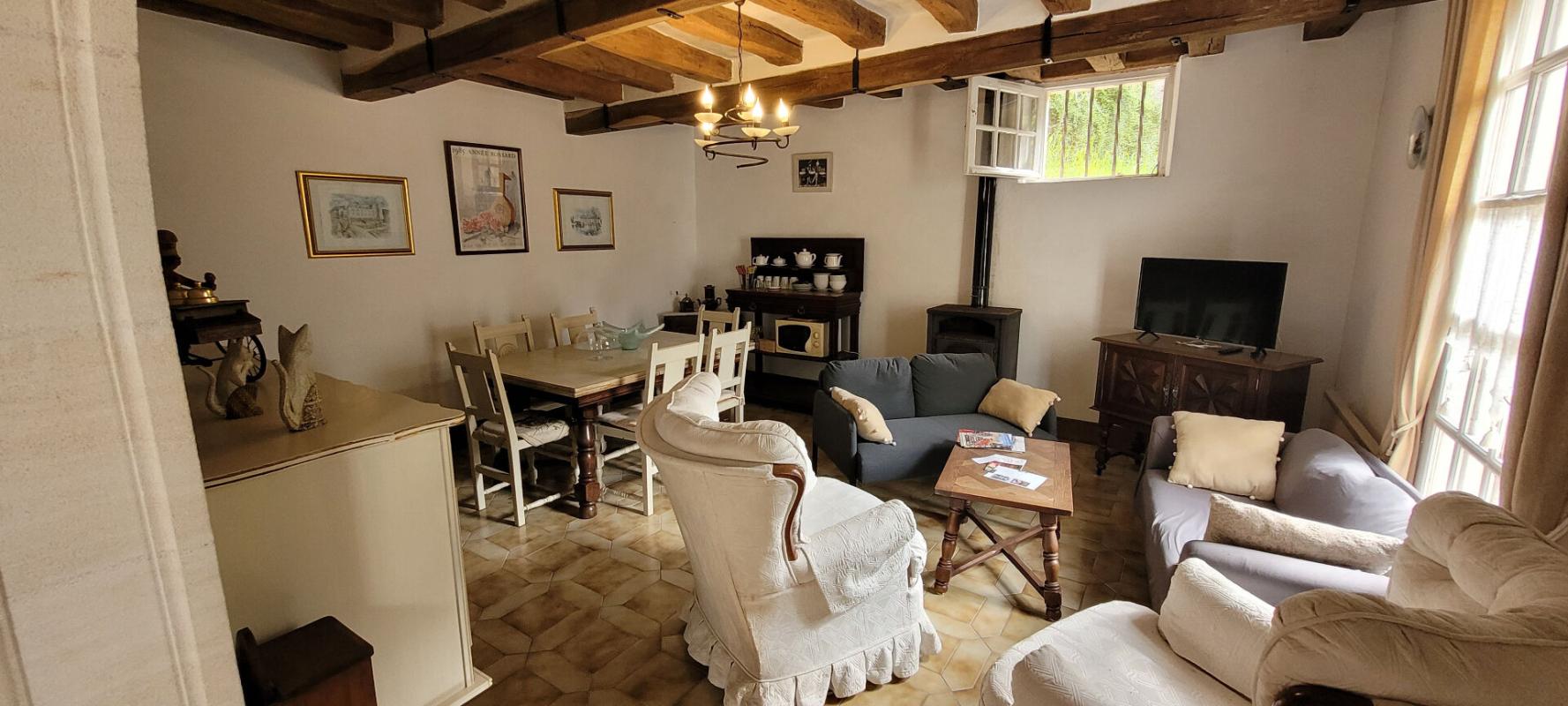 LA CHARTRE-SUR-LE-LOIR MANOIR A LA CHARTRE SUR LE LOIR 5