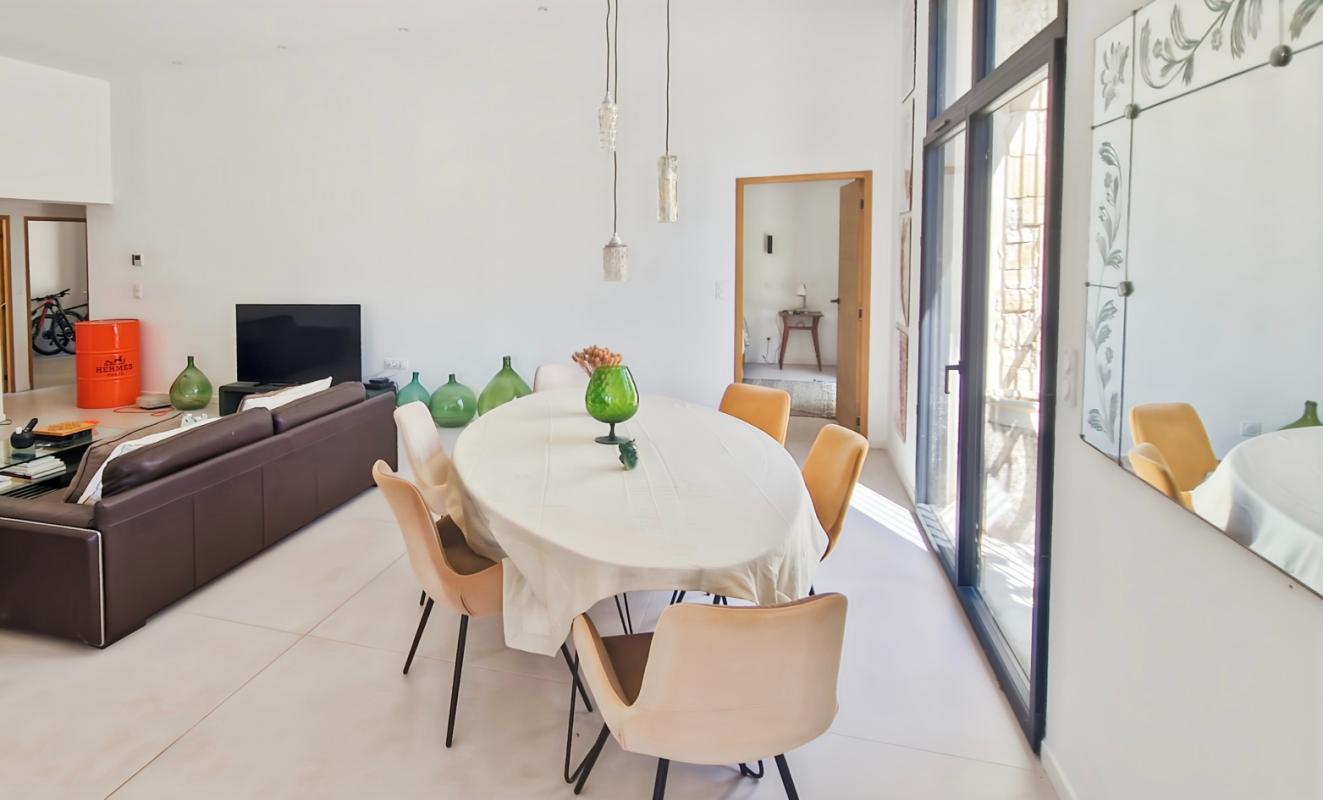 UZES Propriété d'exception aux portes d'Uzès 8