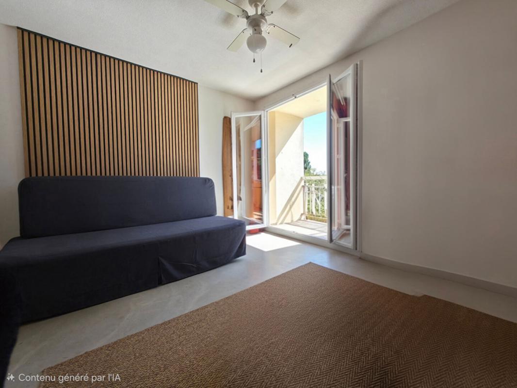 BORMES-LES-MIMOSAS T1 OPTIMISÉ + chambre cabine + PARCKING IDÉAL INVESTISSEMENT LOCATIF a 155000 EUR 4