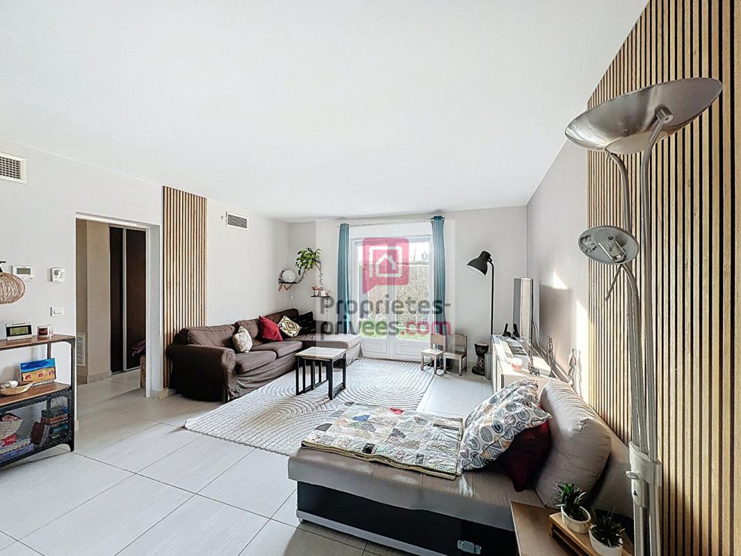 LE PERRAY-EN-YVELINES Maison Le Perray En Yvelines 6 pièces 165 m2 1