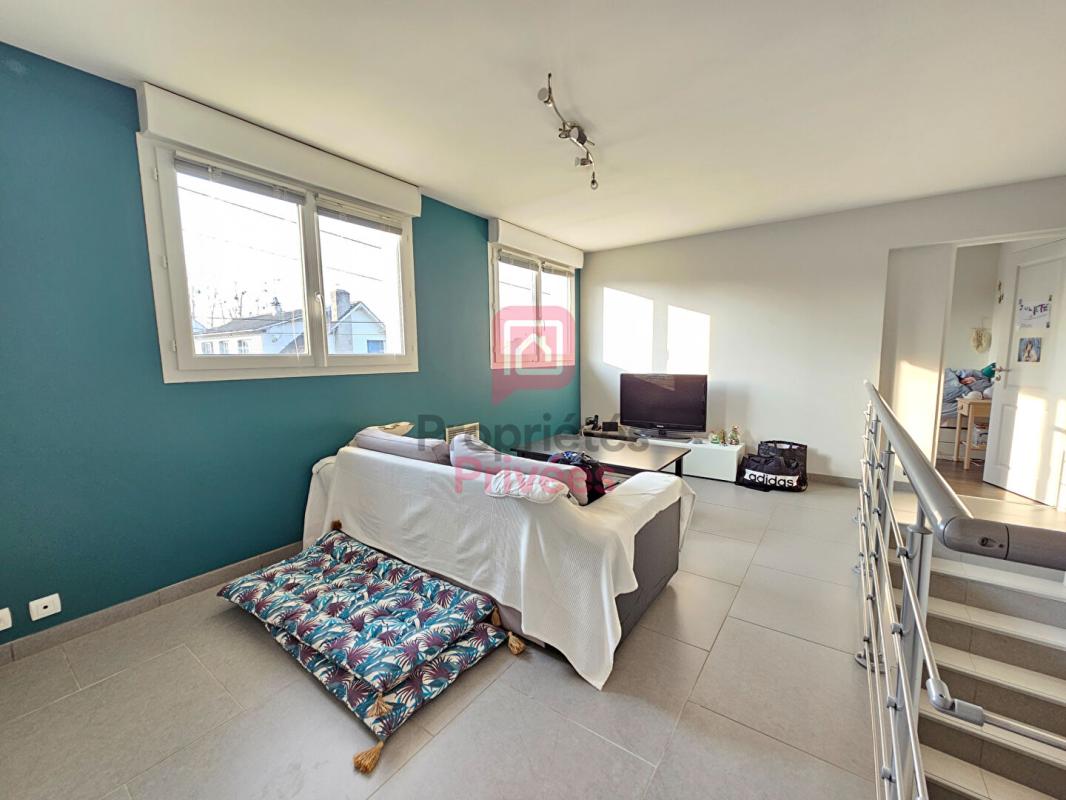 LE PERRAY-EN-YVELINES Maison individuelle Le Perray En Yvelines 6 pièces 165 m2 8