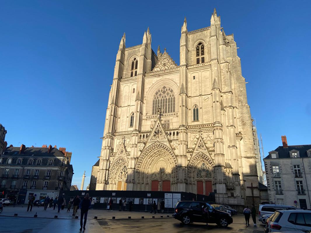 NANTES 44000 NANTES - BAIL A CEDER, LOCAL COMMERCIAL 40 M² PROCHE CATHEDRALE 4