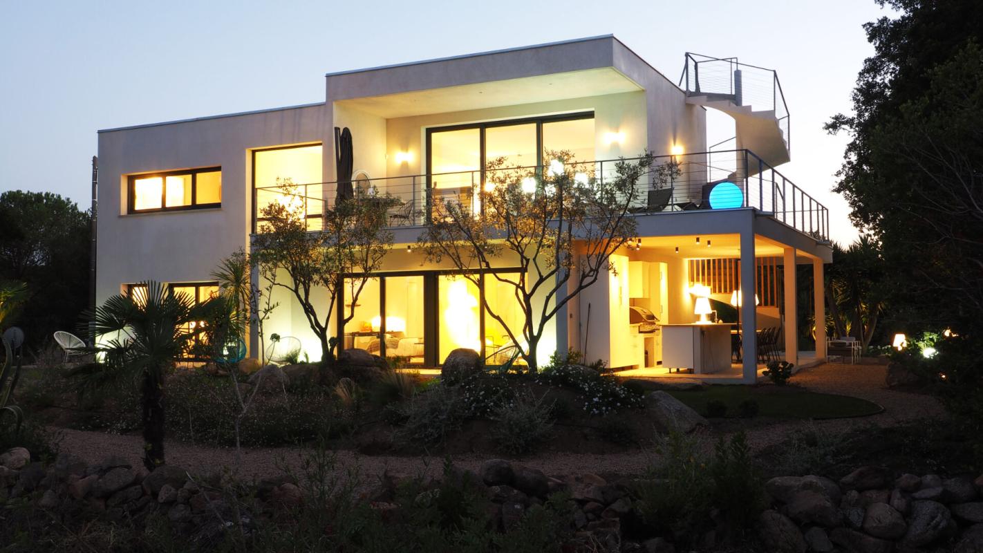 ZONZA Demeure de prestige - Villa luxueuse avec piscine vue MER - STE LUCIE DE PORTO-VECCHIO 20144 - CORSE DU SUD - FRANCE 2