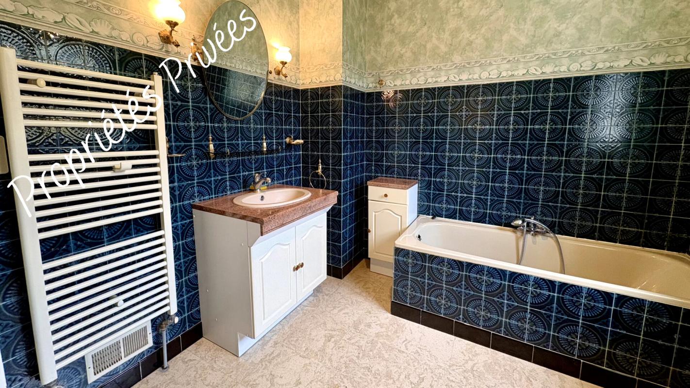 GIEVRES Maison Gievres 6 pièce(s) 133 m2 18