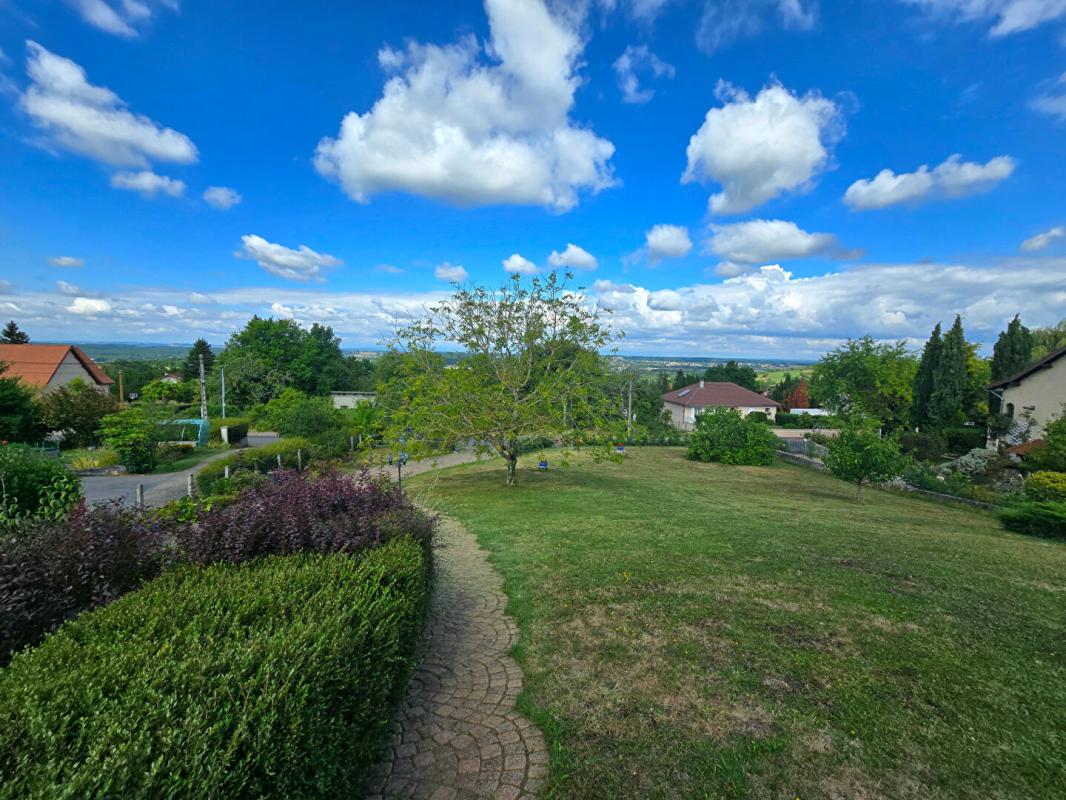 CREUZIER-LE-VIEUX Maison Creuzier Le Vieux 7 pièce(s) 193 m2 12