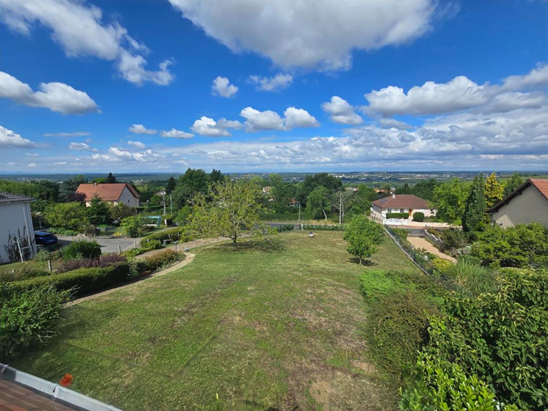 CREUZIER-LE-VIEUX Maison Creuzier Le Vieux 7 pièce(s) 193 m2 15