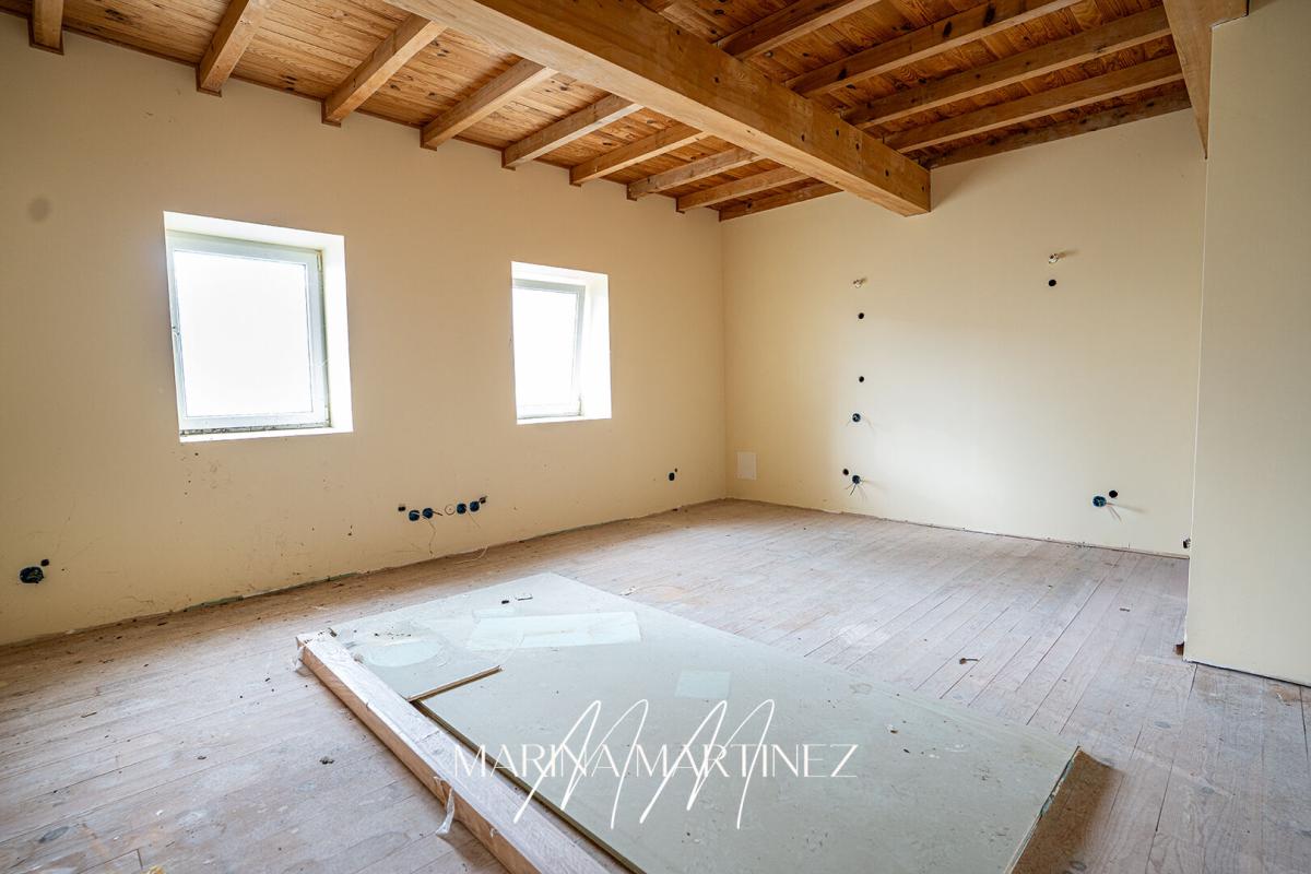 LIMOUX Grange en cours de rénovation - Plus de 100m² de potentiel - secteur Limoux 3