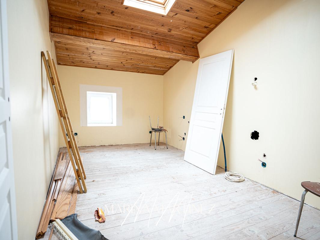 LIMOUX Grange en cours de rénovation - Plus de 100m² de potentiel - secteur Limoux 8