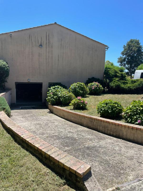 PUGNAC DÉCOUVREZ LE CHARME ET LES VOLUMES D'UNE MAISON D'ARCHITECTE - 300 M2 - 4 CHAMBRES À PUGNAC DANS UN PARC ARBORÉ POUR SAVOURER LA TRANQUILITÉ 16