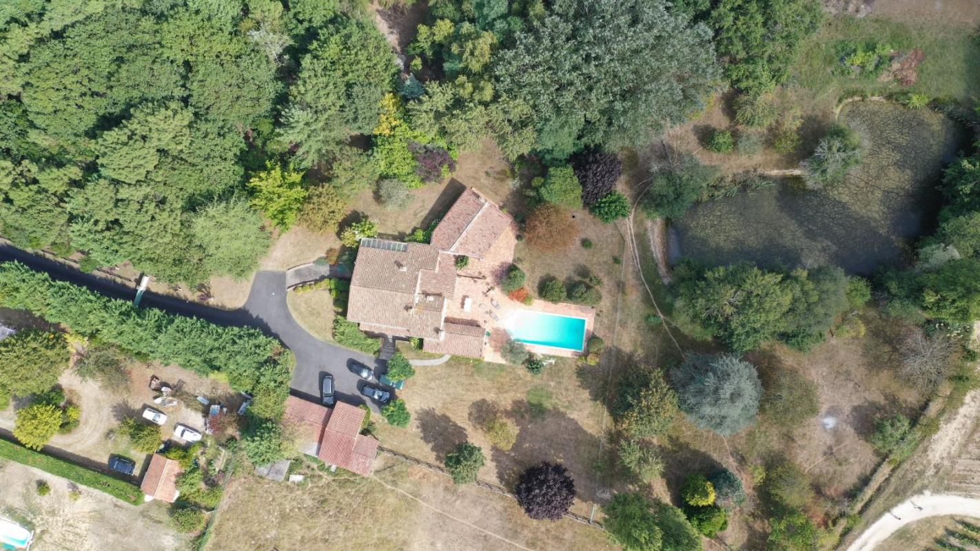 PUGNAC DÉCOUVREZ LE CHARME ET LES VOLUMES D'UNE MAISON D'ARCHITECTE - 300 M2 - 4 CHAMBRES À PUGNAC DANS UN PARC ARBORÉ POUR SAVOURER LA TRANQUILITÉ 18