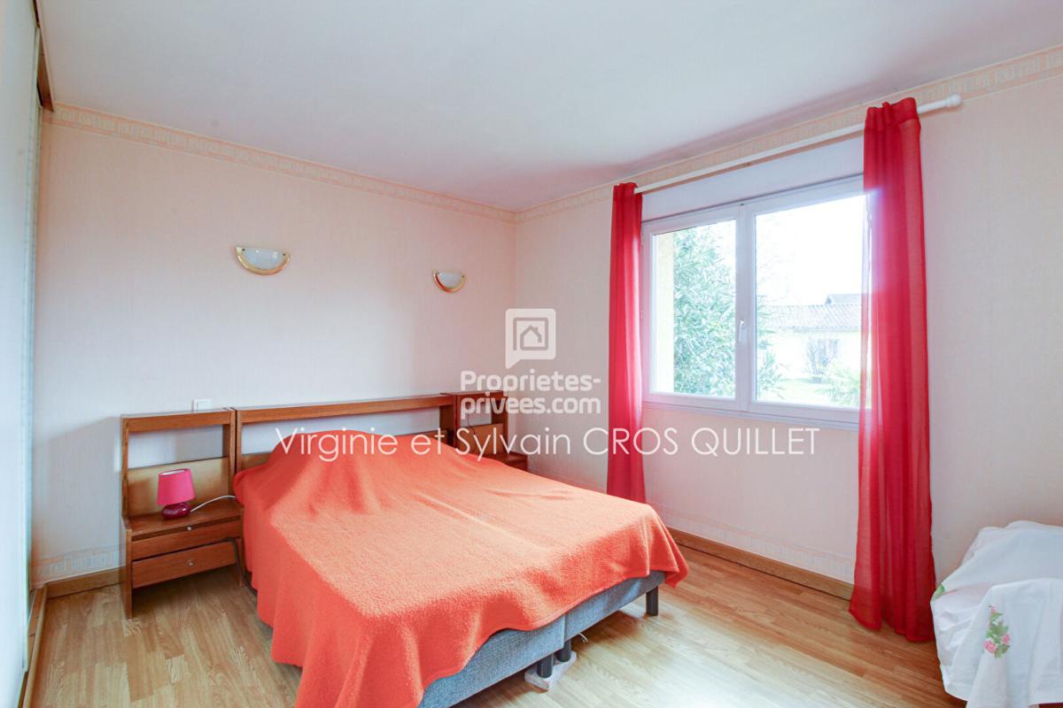 LISLE-SUR-TARN Maison T5 137 m2 avec garage sous sol  130 m² 8