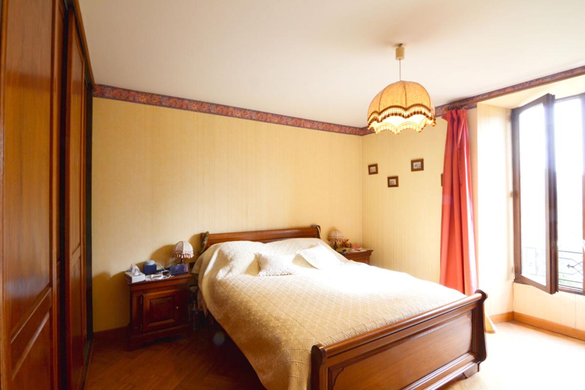 JOUY-LE-CHATEL MAISON BOURGEOISE 186 M2 AVEC PISCINE CHAUFFÉE ET COUVERTE 320 000 14