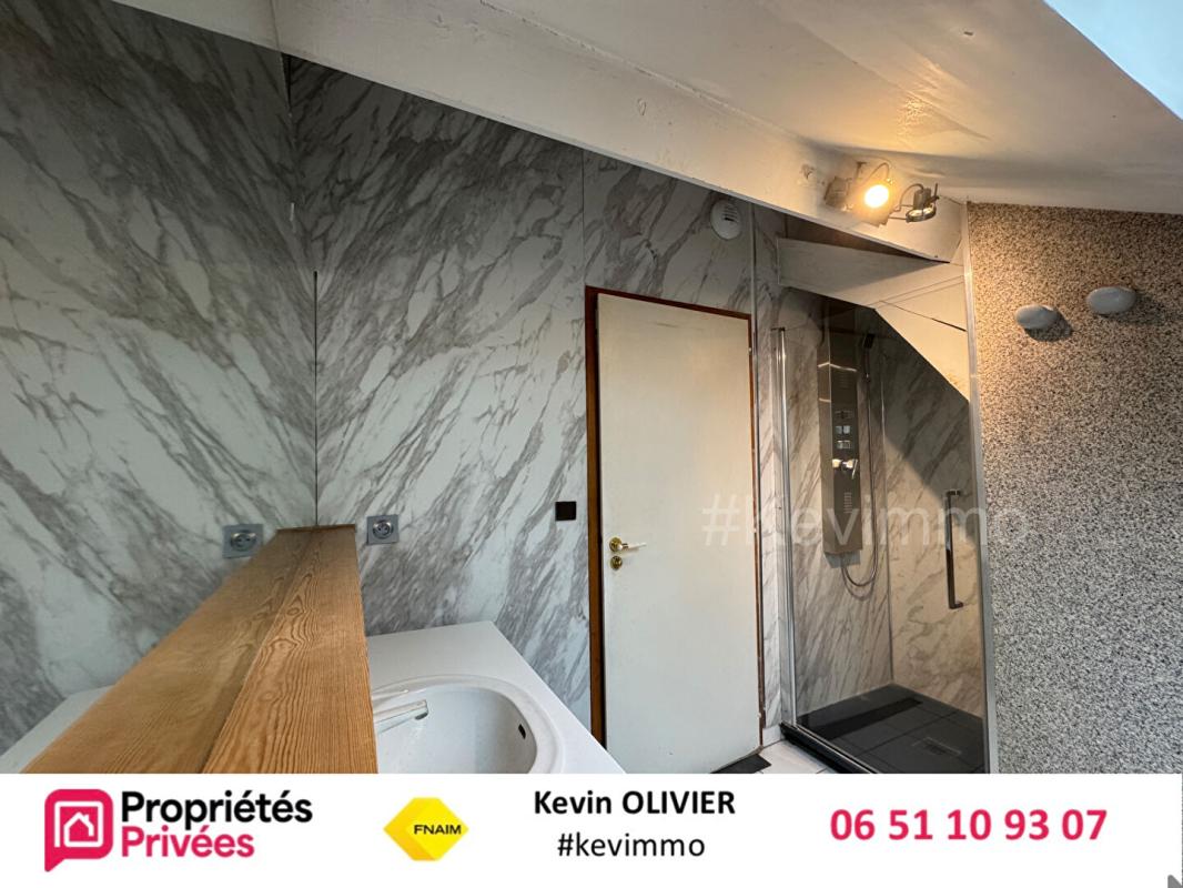 BRUAY-LA-BUISSIERE Dernier étage, lumière et modernité au coeur de Bruay-la-Buissière 5