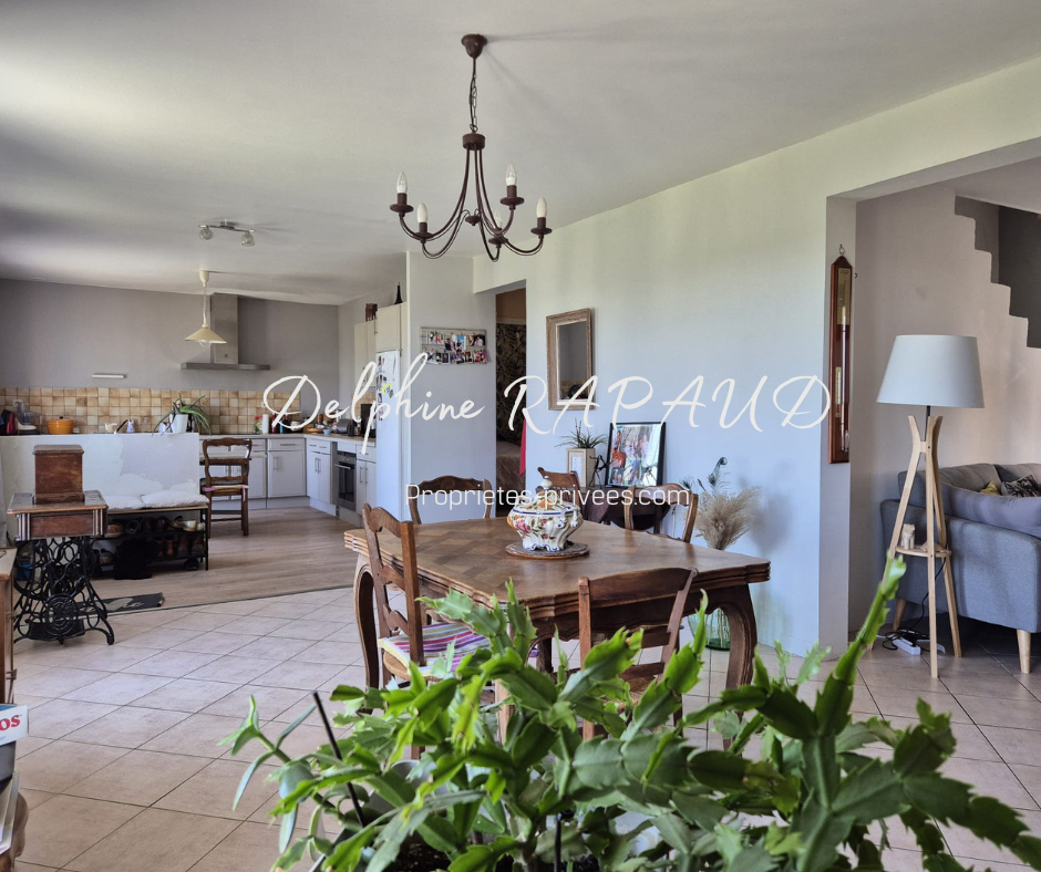 NOGENT-LE-ROTROU Maison Nogent Le Rotrou 6 pièce(s) 129 m2 7